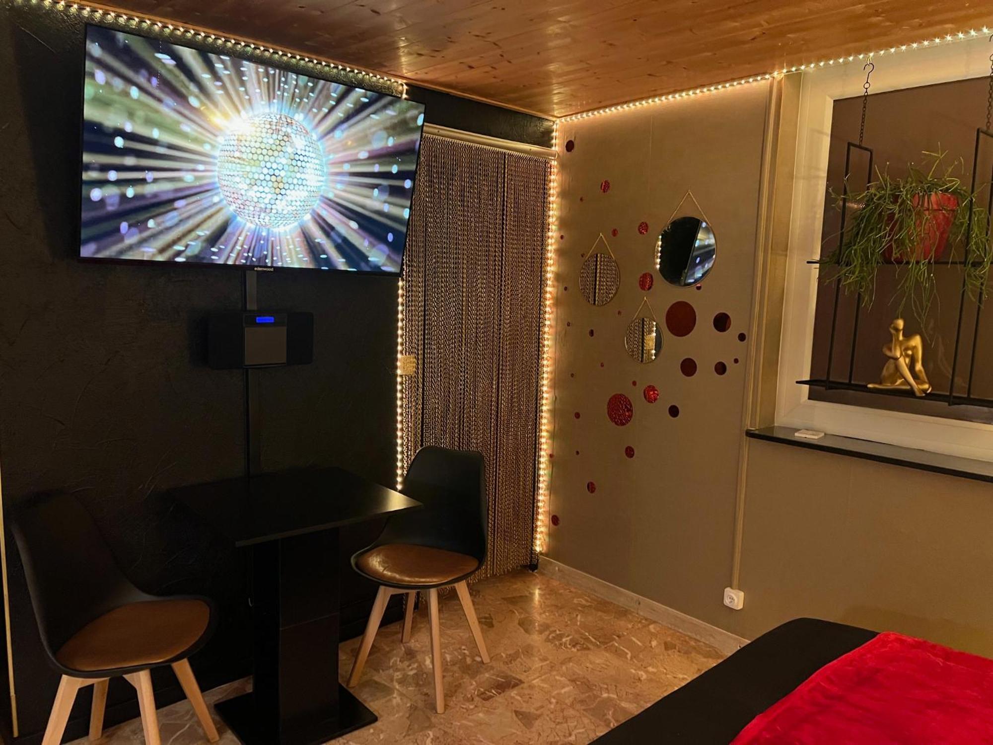 La Parenthese Bed & Breakfast Nievroz Bilik gambar